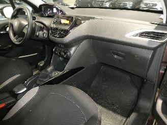 Peugeot 2008 ACCESS picture 18
