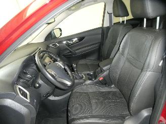 Nissan Qashqai 1.2 picture 16
