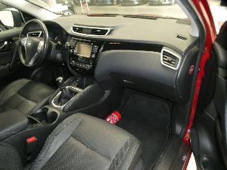 Nissan Qashqai 1.2 picture 10