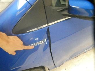Toyota Yaris LOUNGE picture 4