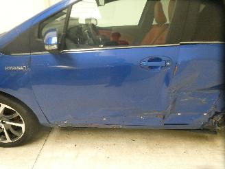 Toyota Yaris LOUNGE picture 5