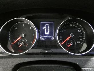 Volkswagen Golf 1.6D VARIANT COMFORT picture 17