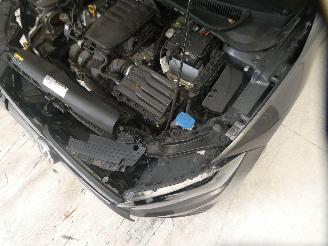 Volkswagen Polo COMFORTLINE picture 23
