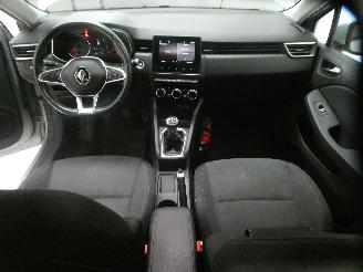 Renault Clio V CORPORATE EDI picture 16