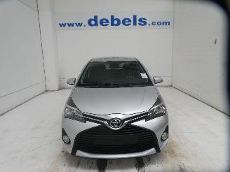 Coche accidentado Toyota Yaris Y-OUNG 2016/4