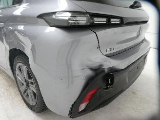 Peugeot 308 III picture 8