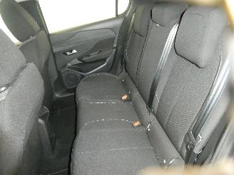 Peugeot 308 III picture 20