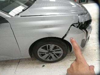 Peugeot 308 III ALLURE picture 13