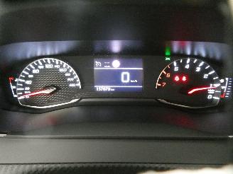 Peugeot 2008 II STYLE picture 16