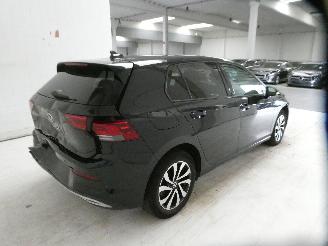 Volkswagen Golf ACTIVE picture 12