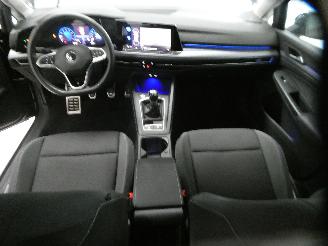 Volkswagen Golf ACTIVE picture 20