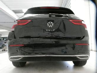 Volkswagen Golf ACTIVE picture 11