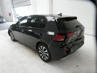 Volkswagen Golf ACTIVE picture 7