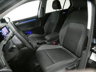 Volkswagen Golf ACTIVE picture 22