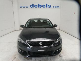 Vaurioauto  passenger cars Peugeot 308 1.5D  II SW ACTIVE 2019/1