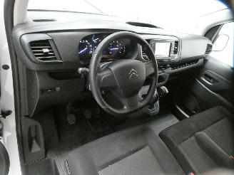 Citroën Jumpy 2.0 D picture 16