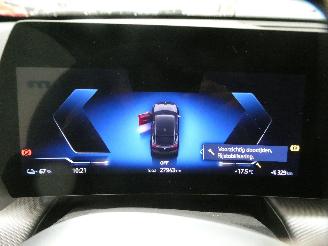 BMW iX2 EDRIVE 20 picture 13