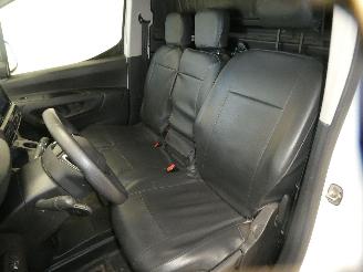 Peugeot Partner 1.5D PREMIUM picture 21
