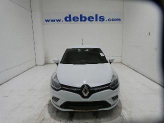 Schadeauto Renault Clio ZEN ENERGY TCE 2019/3