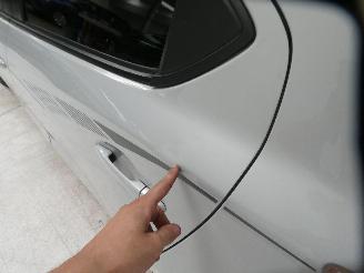 Mazda 2  picture 10