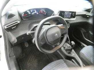 Peugeot 208 II LIKE picture 16