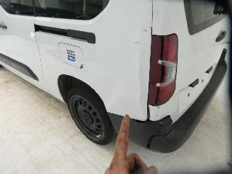 Peugeot Partner 1.5BHDI L2 picture 7