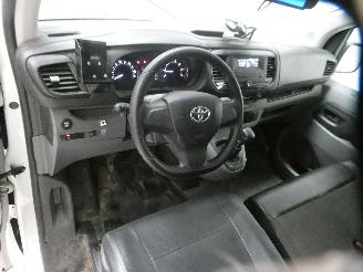 Toyota ProAce 1.5D MWB ACTIVE picture 20