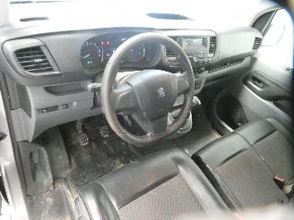 Peugeot Expert IV PRO picture 16