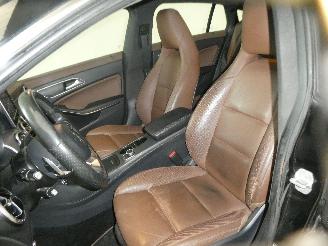 Mercedes Cla-klasse 180 picture 21