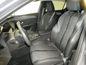 Peugeot 308 III ALLURE picture 19