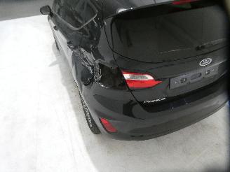 Ford Fiesta TITANIUM picture 8