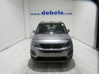 damaged passenger cars Peugeot Rifter ALLURE 2019/7