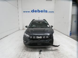 krockskadad bil auto Dacia Jogger EXPRESSION 2023/3