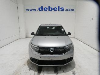 krockskadad bil auto Dacia Sandero AMBIANCE 2017/6