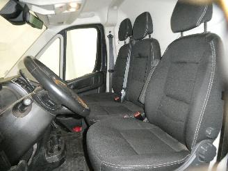 Peugeot Boxer 2.2D picture 16