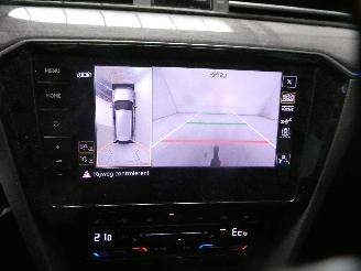 Volkswagen Passat GTE picture 17