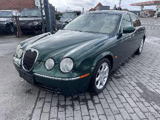 Damaged car Jaguar S-type 2.7D V6 2004/3