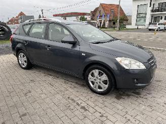 Kia Ceed 1.6 CRDI BREAK picture 2