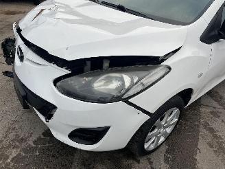 Mazda 2 1.4 B picture 9
