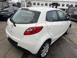 Mazda 2 1.4 B picture 5