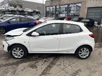 Mazda 2 1.4 B picture 4