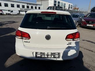 Volkswagen Golf 1.2 TSI picture 6