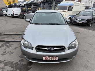 Subaru Legacy 2.0 picture 2