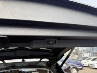 Land Rover Discovery 3.0D HSE picture 27