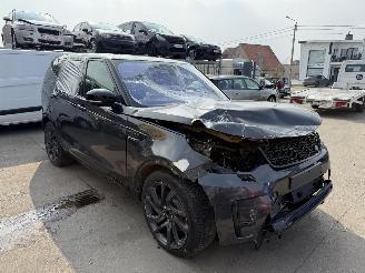 Land Rover Discovery 3.0D HSE picture 3