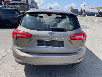 Ford Focus 1.0 TITANIUM picture 11