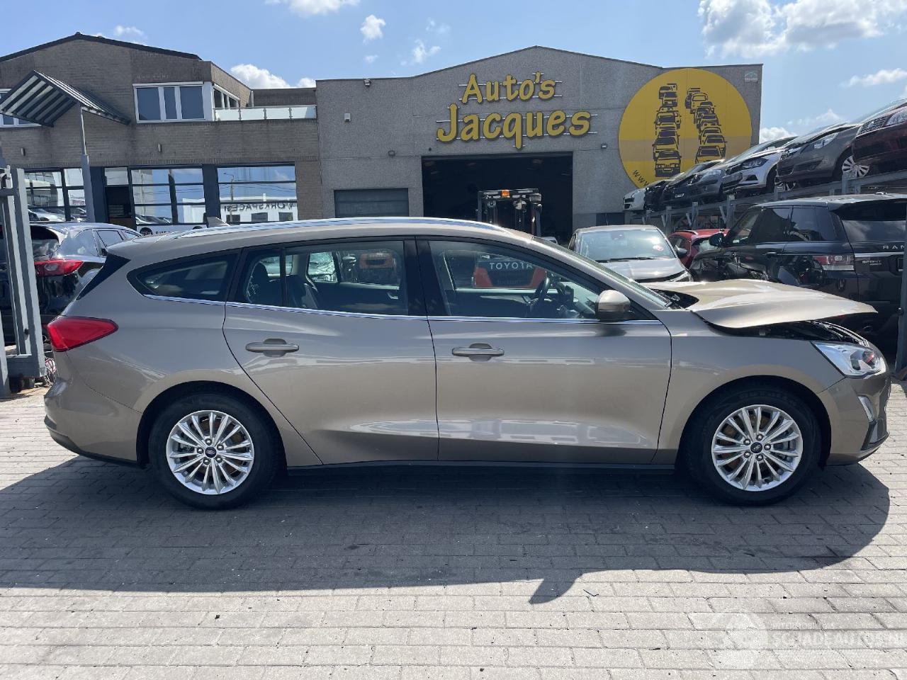 Ford Focus 1.0 TITANIUM