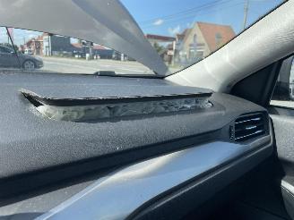 Ford Focus 1.0 TITANIUM picture 19