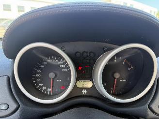 Alfa Romeo Spider 2.0 SPARK picture 18