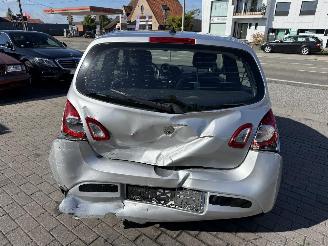 Renault Twingo 20TH ANNIVERS picture 4